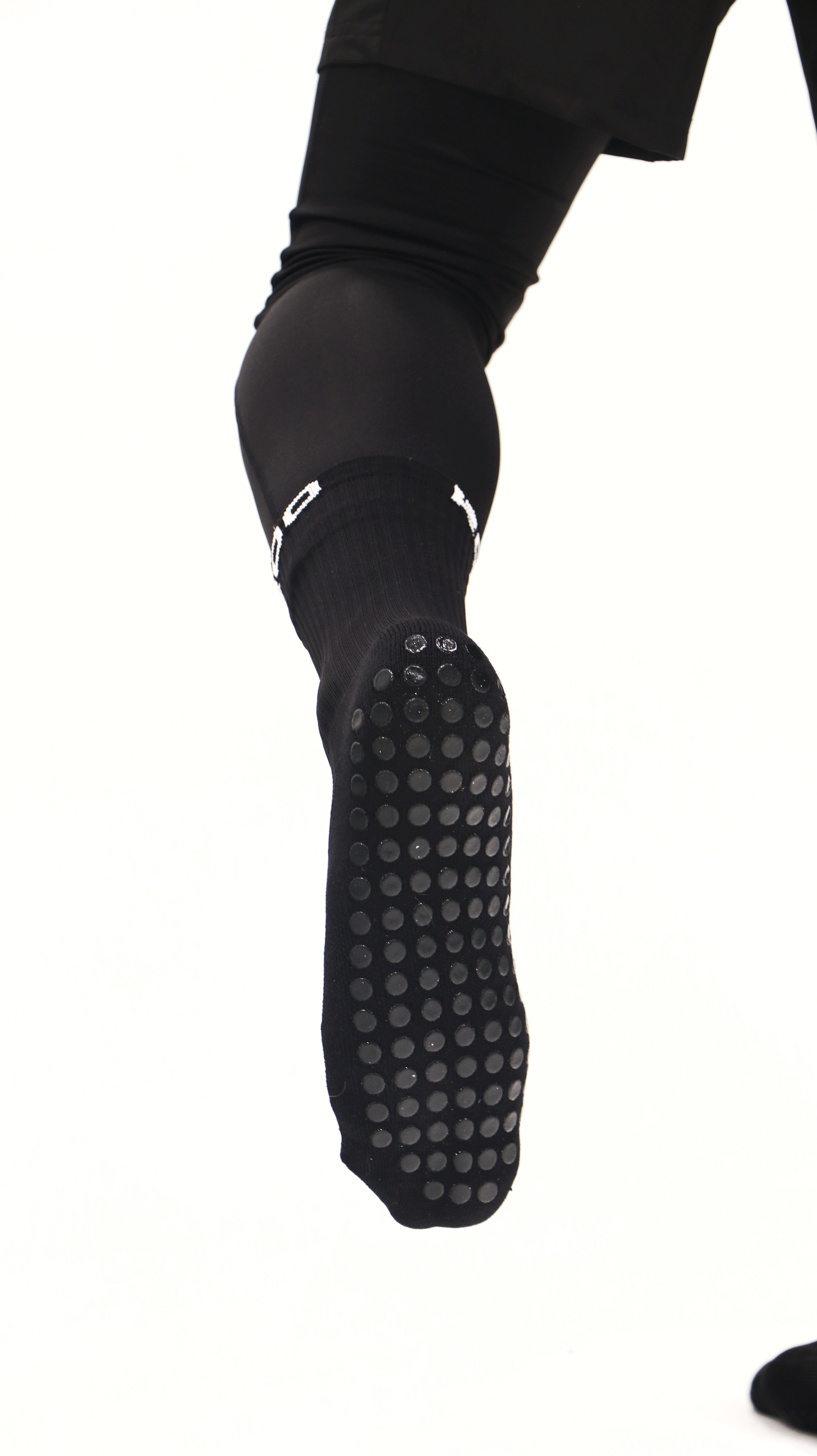 Women's Performance Bundle - Pants, Socks & Sleeves