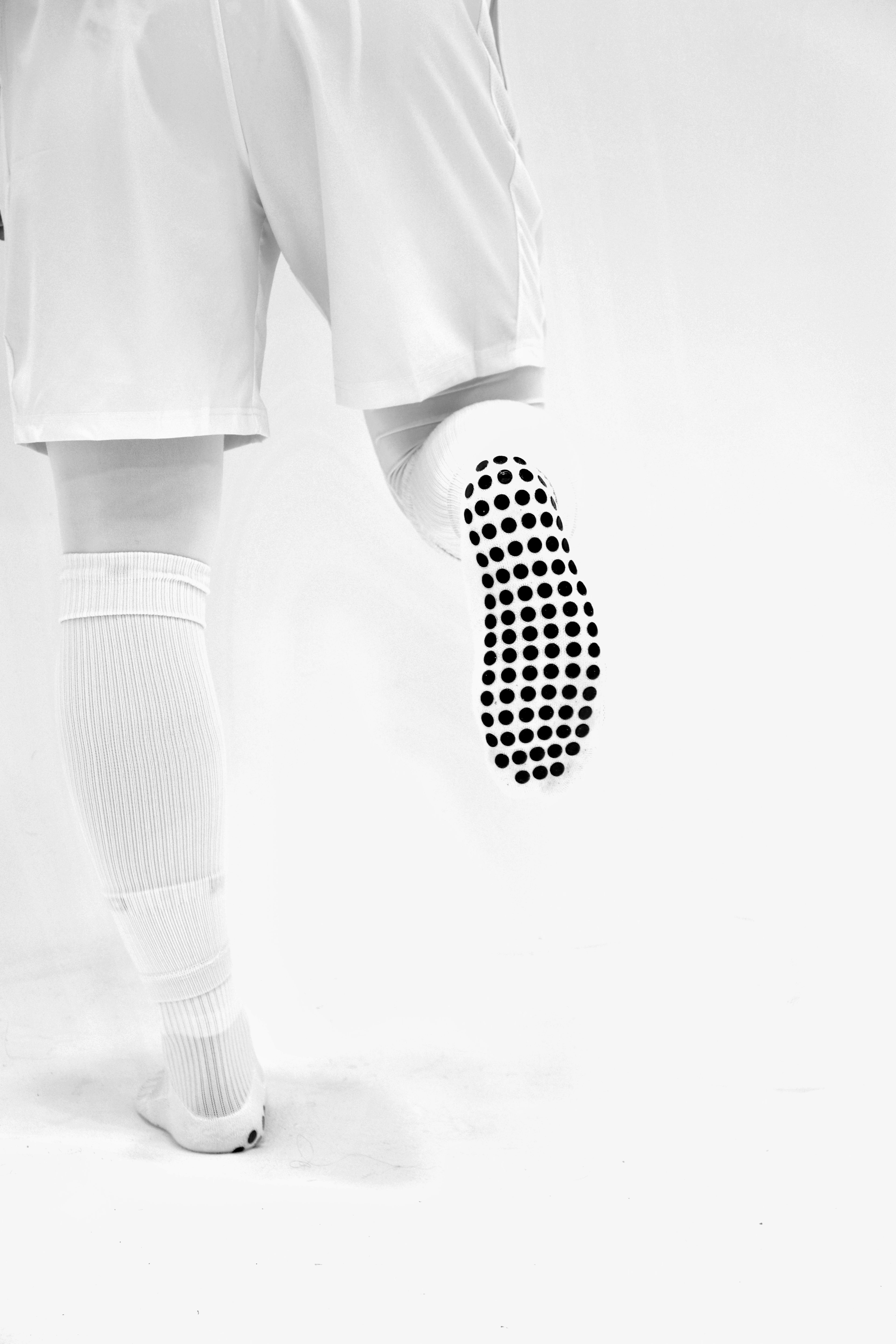 Men's Performance Bundle - Pants, Socks, & Sleeves